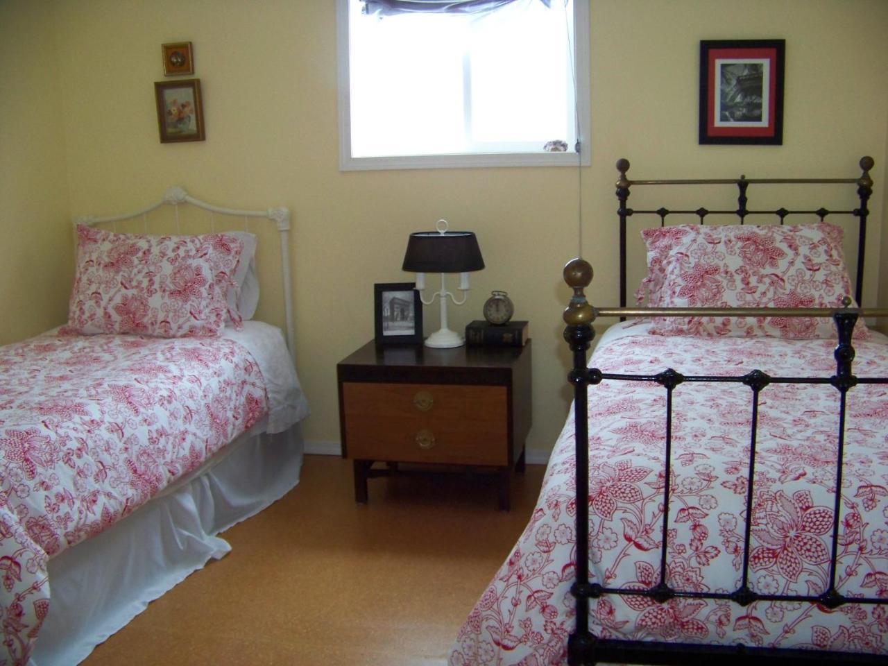Moon Gate Guest House Whitemouth Bagian luar foto